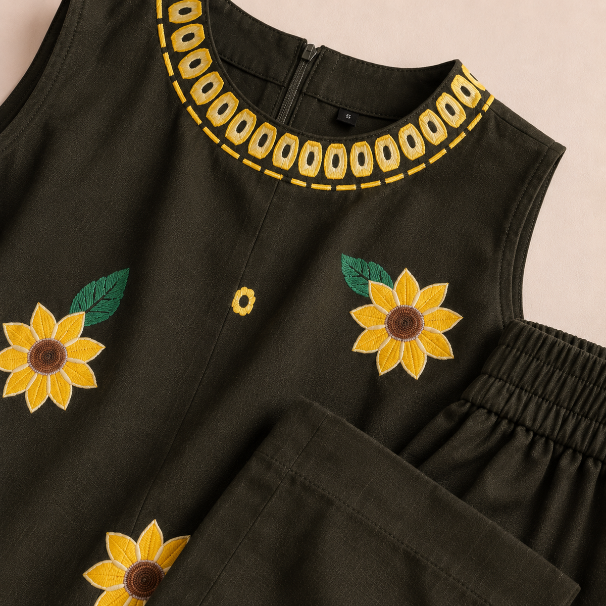 Embroidered Kurta Set Olive Bloom
