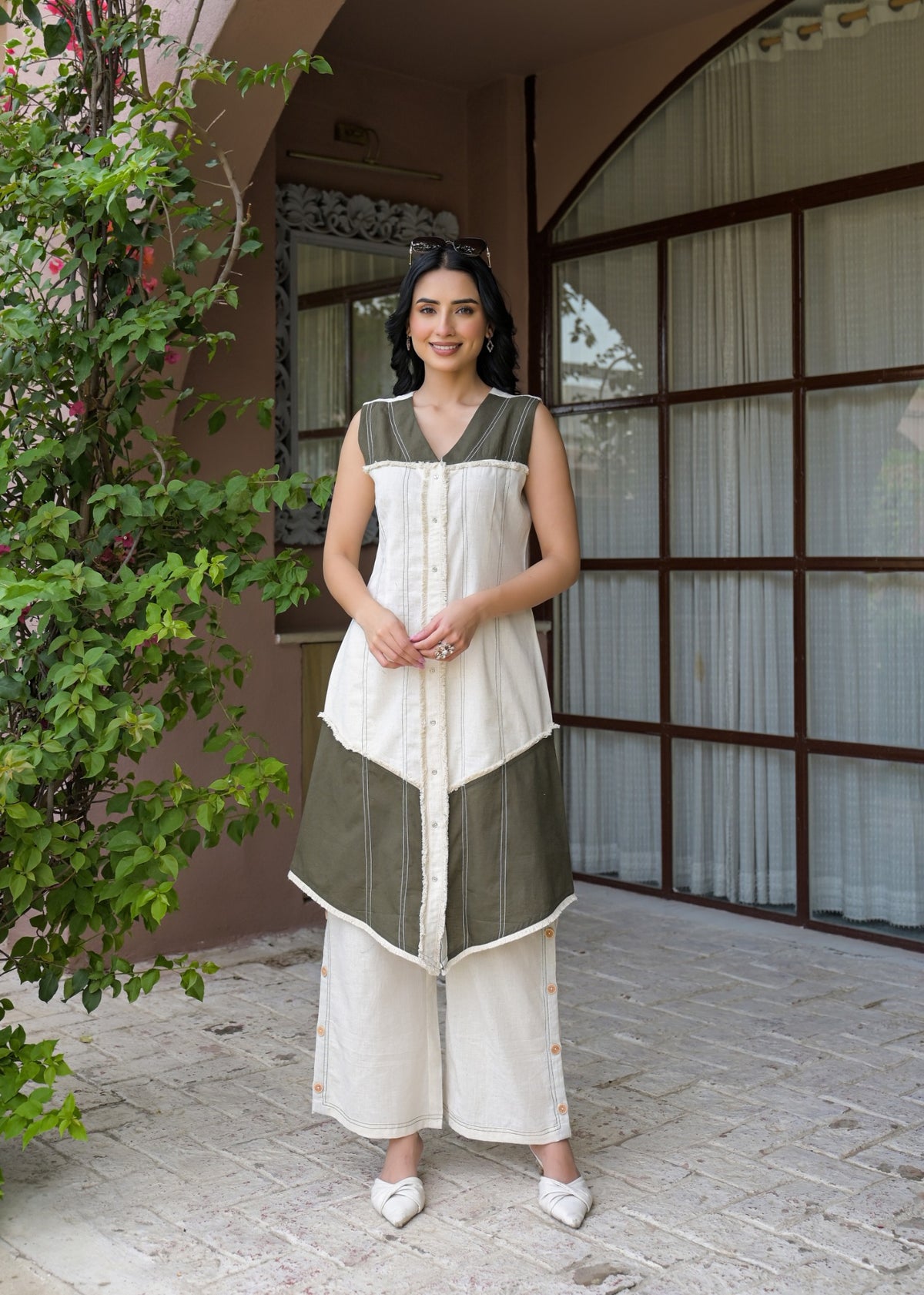 Embroidered Kurta Set – Olive Ivory