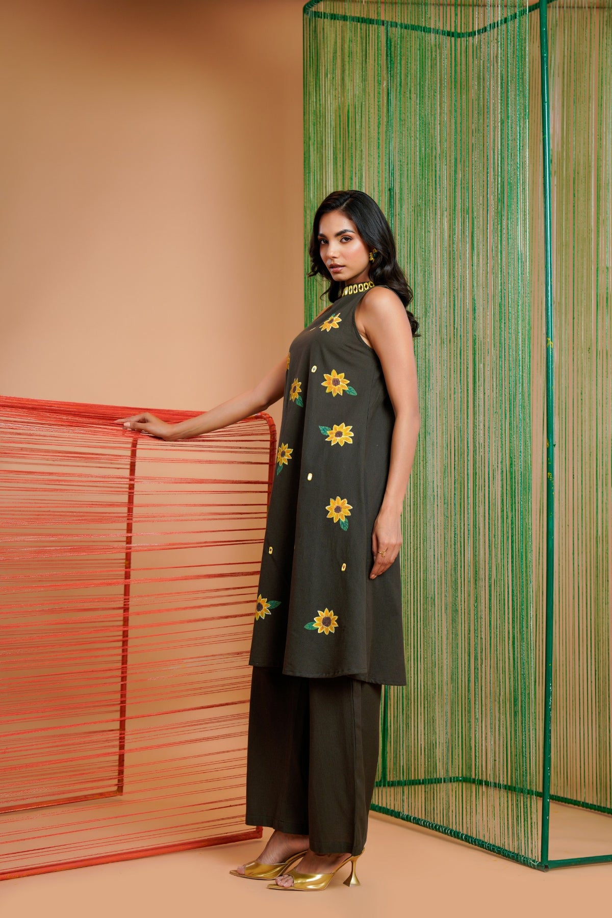Embroidered Kurta Set Olive Bloom