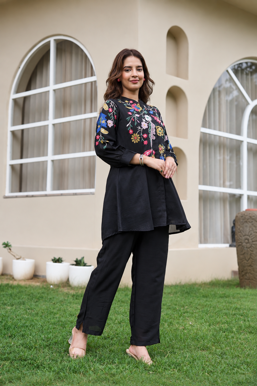 Embroidered Kurta Set Midnight Bloom